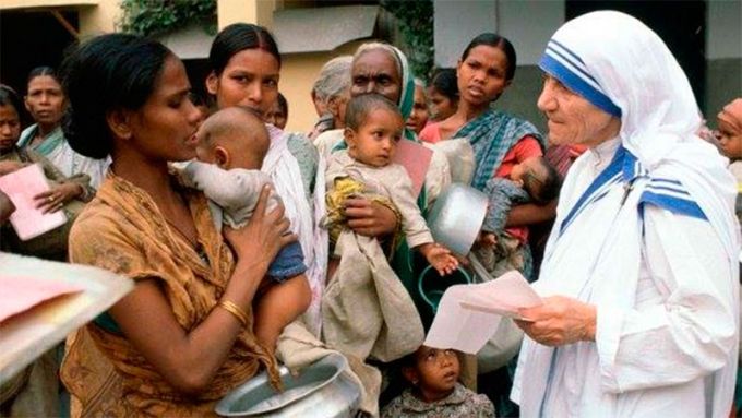 Madre Teresa Calcula 02