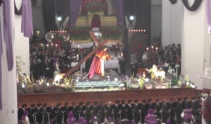 Video de la Salida de Jesús Nazareno del Consuelo en su Procesión de Velación del Primer Domingo de Cuaresma
